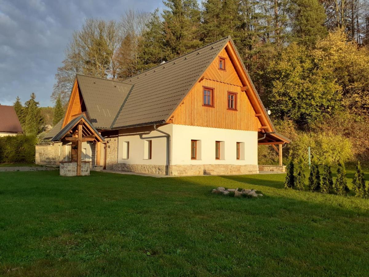 Willa The Retreat Zdarky Zewnętrze zdjęcie